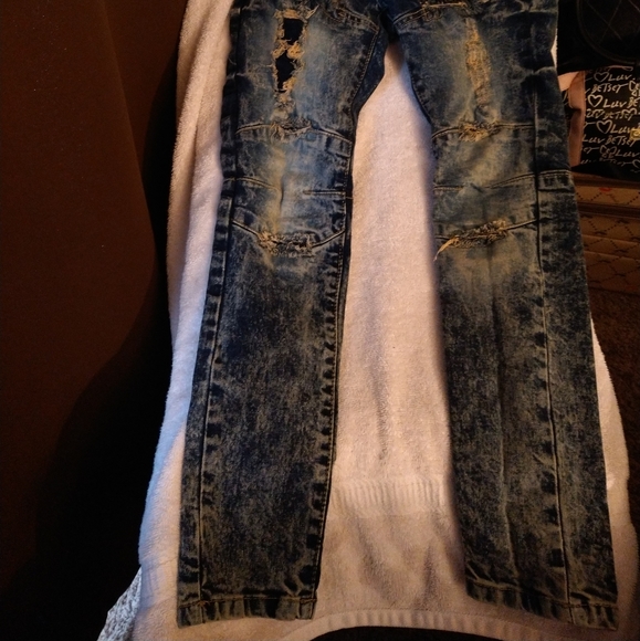 FWRD Denim - Picture 2 of 5